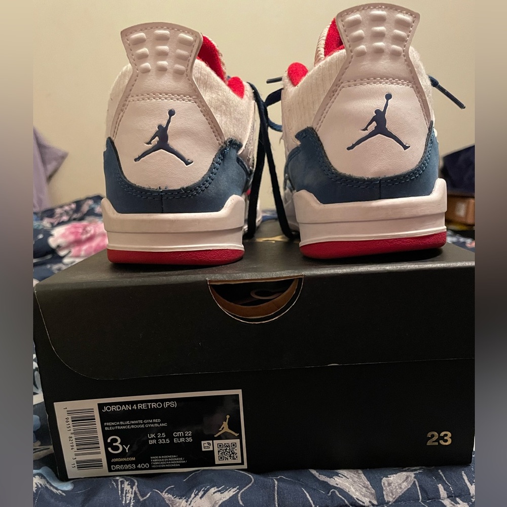 Air Jordan 4 Retro “Messy Room” Size 3